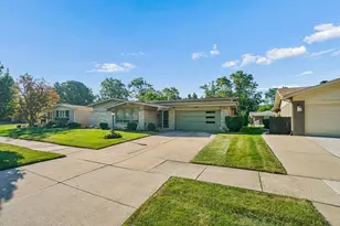 1050 W Strieff Ln, Glenwood, IL 60425 - Photo 20