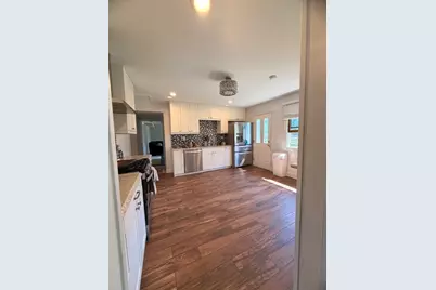 7791 Sherwood Circle S, Hanover Park, IL 60133 - Photo 8