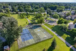 2570 N Jade Ave, Arlington Heights, IL 60004 - Photo 36