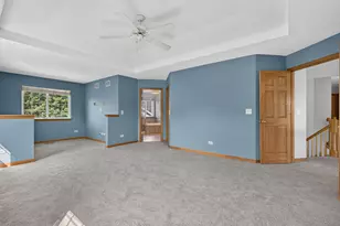 2570 N Jade Ave, Arlington Heights, IL 60004 - Photo 16