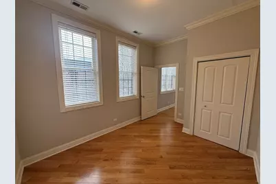 2338 W Morse Avenue #4A, Chicago, IL 60645 - Photo 10