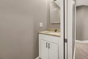 1934 S 6th Ave, Maywood, IL 60153 - Photo 10