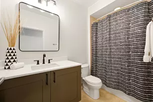 744 N Clark St, Chicago, IL 60654 - Photo 14