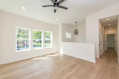 1521 Kenmore Avenue, Round Lake Beach, IL 60073 - Photo 12