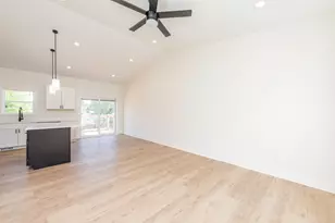 1521 Kenmore Ave, Round Lake Beach, IL 60073 - Photo 10