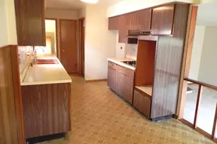 5400 N Mulligan Ave, Chicago, IL 60630 - Photo 8