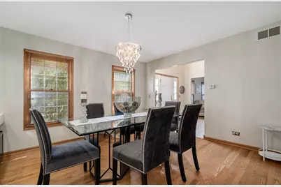 5282 Galloway Drive, Hoffman Estates, IL 60192 - Photo 4