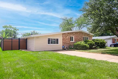 4615 Larch Avenue, Glenview, IL 60025 - Photo 2