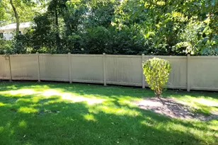 137 White Oak Ct, Schaumburg, IL 60195 - Photo 18