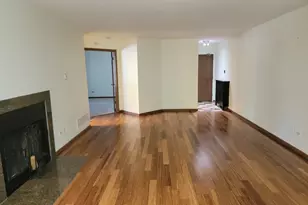 137 White Oak Ct, Schaumburg, IL 60195 - Photo 10
