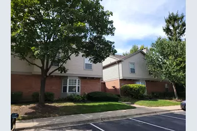 137 White Oak Court #1, Schaumburg, IL 60195 - Photo 1