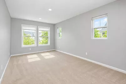 646 Grand Canyon Circle, Crystal Lake, IL 60014 - Photo 8