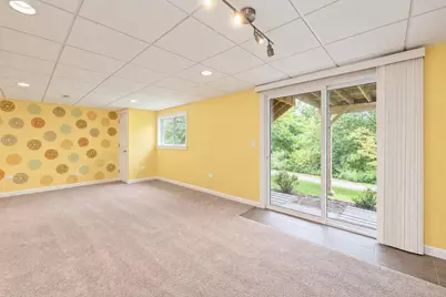 646 Grand Canyon Circle, Crystal Lake, IL 60014 - Photo 14