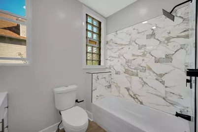 542 N Lavergne Avenue, Chicago, IL 60644 - Photo 8