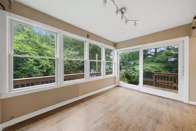 929 Alton Court, Winthrop Harbor, IL 60096 - Photo 10