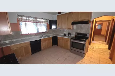 8443 S Manistee Avenue, Chicago, IL 60617 - Photo 6