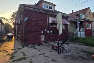8443 S Manistee Ave, Chicago, IL 60617 - Photo 20