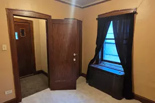 8443 S Manistee Ave, Chicago, IL 60617 - Photo 12