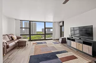 2605 S Indiana Ave, Chicago, IL 60616 - Photo 2