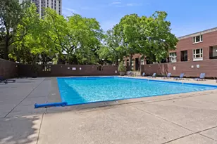 2605 S Indiana Ave, Chicago, IL 60616 - Photo 14