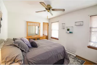 9341 Menard Avenue, Oak Lawn, IL 60453 - Photo 10