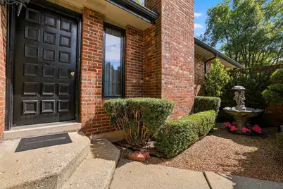 806 Roberts Road, Tower Lakes, IL 60010 - Photo 8
