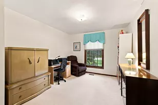 806 Roberts Rd, Tower Lakes, IL 60010 - Photo 24