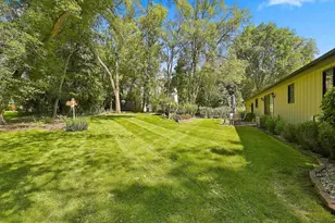 806 Roberts Rd, Tower Lakes, IL 60010 - Photo 30