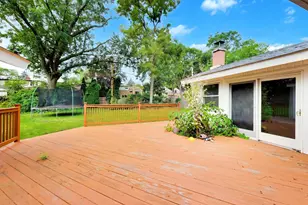 115 Lockerbie Ln, Wilmette, IL 60091 - Photo 32