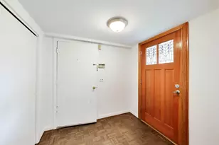 115 Lockerbie Ln, Wilmette, IL 60091 - Photo 4