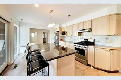 115 Lockerbie Lane, Wilmette, IL 60091 - Photo 12