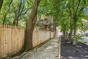 1367 N Leavitt St, Chicago, IL 60622 - Photo 24