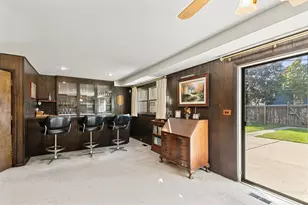 9732 Kildare Ave, Skokie, IL 60076 - Photo 10