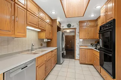 9732 Kildare Avenue, Skokie, IL 60076 - Photo 8