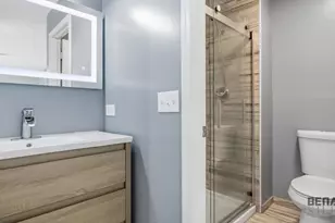 5S541 Paxton Dr, Naperville, IL 60563 - Photo 6