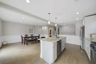 2421 N Marmora Avenue, Chicago, IL 60639 - Photo 14