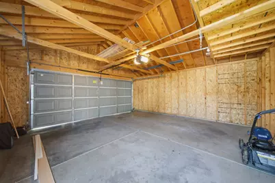 2421 N Marmora Avenue, Chicago, IL 60639 - Photo 36