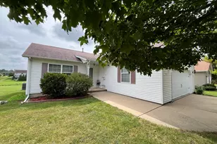 517 E Division St, Kewanee, IL 61443 - Photo 2