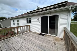 517 E Division St, Kewanee, IL 61443 - Photo 8