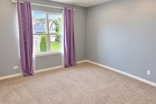643 Seneca St, Volo, IL 60073 - Photo 16