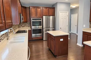 643 Seneca St, Volo, IL 60073 - Photo 10