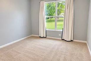 643 Seneca St, Volo, IL 60073 - Photo 14