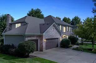2236 Stowe Cir, Naperville, IL 60564 - Photo 2