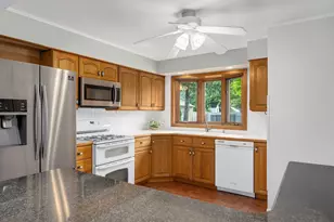 113 N Oak St, Elmhurst, IL 60126 - Photo 12