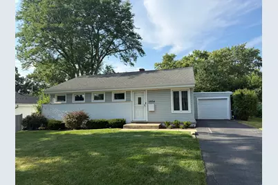 1954 Redwood Lane, Northbrook, IL 60062 - Photo 2