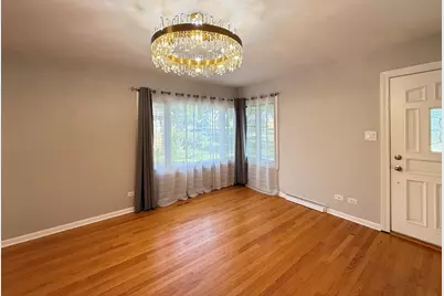 1954 Redwood Lane, Northbrook, IL 60062 - Photo 8