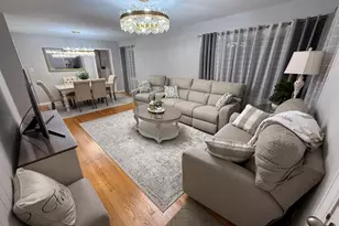 1954 Redwood Ln, Northbrook, IL 60062 - Photo 12