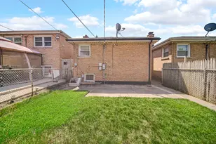 2970 W Columbus Ave, Chicago, IL 60652 - Photo 20