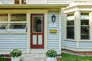 24 N Benton St, Palatine, IL 60067 - Photo 4