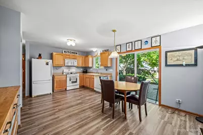 686 Glen Cove Lane, Pingree Grove, IL 60140 - Photo 12
